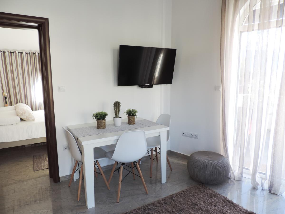 Tropicoco Apartments Τίβατ Εξωτερικό φωτογραφία