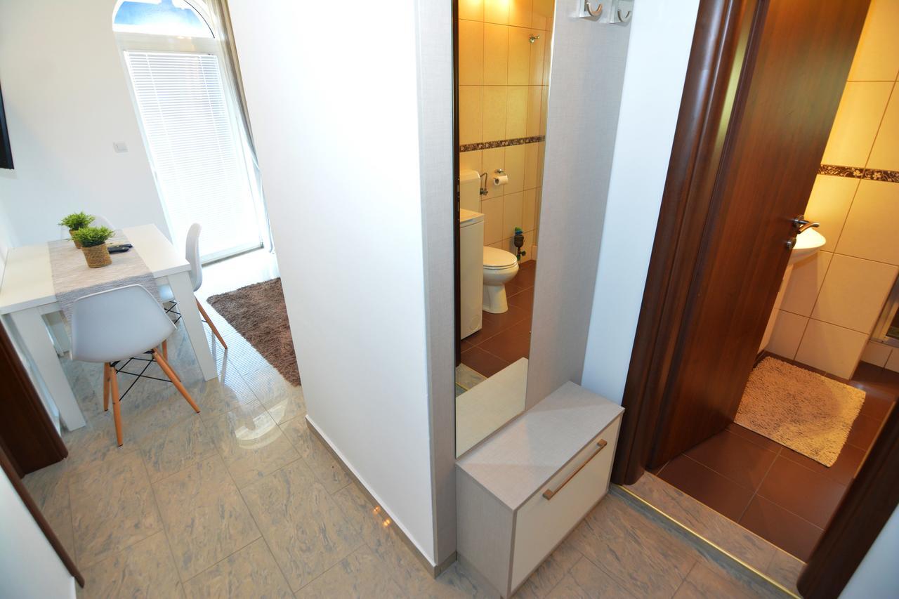 Tropicoco Apartments Τίβατ Εξωτερικό φωτογραφία