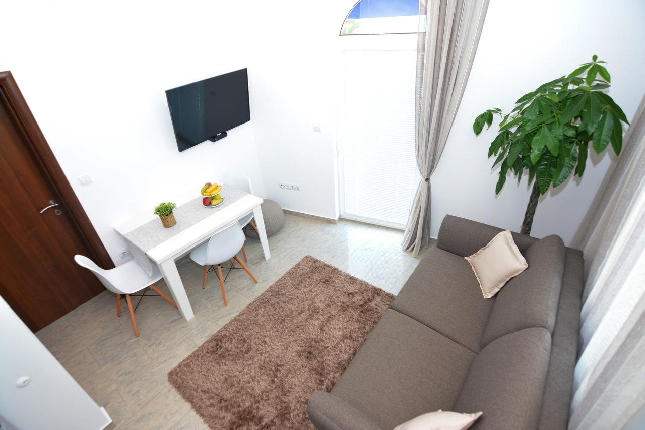 Tropicoco Apartments Τίβατ Εξωτερικό φωτογραφία
